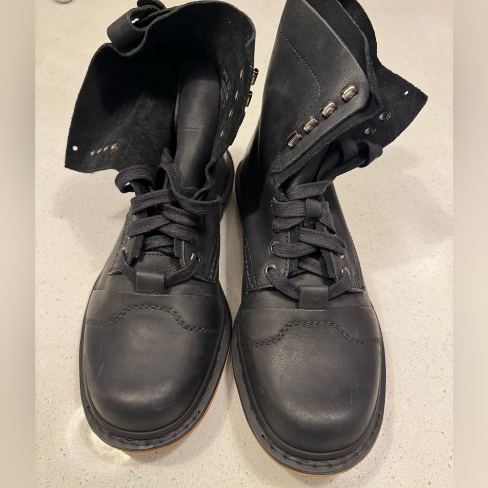 Men's Doc Dr. Martens Pier Boots Size 10 Men's Ladies 11 Black Leather NWOB
